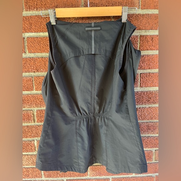 Athleta Zip up athletic vest size XXS - Picture 2 of 8